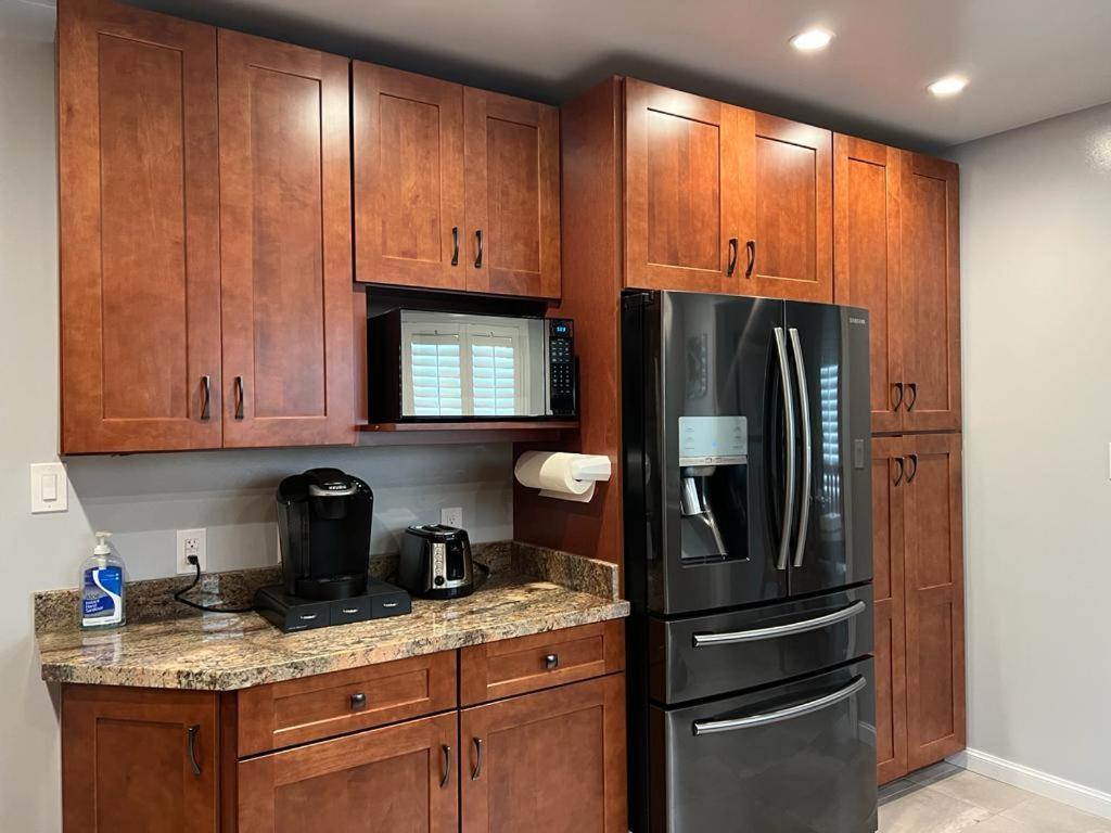 Cozy Affordable Private Near Grand Ave Miller Appartement *