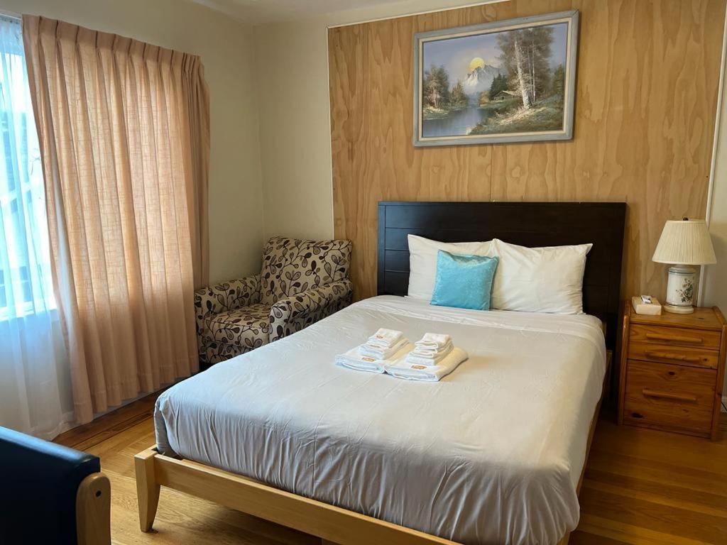 Cozy Affordable Private Near Grand Ave Miller